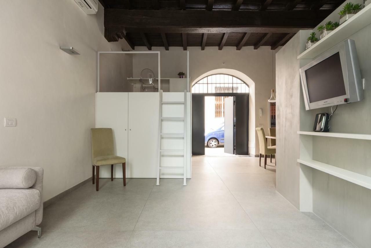 Le Scuderie Di Sant'ambrogio * Milaan