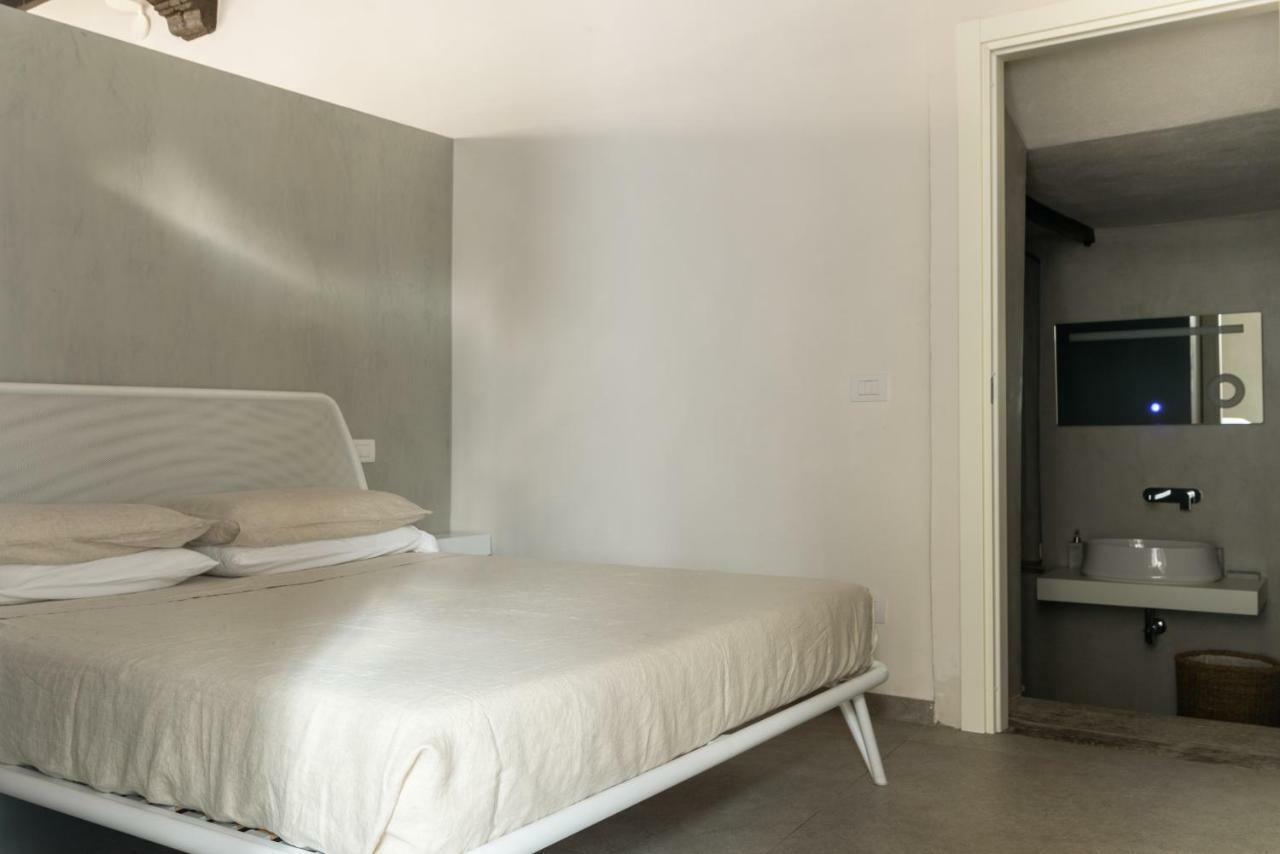 Le Scuderie Di Sant'ambrogio Appartement *